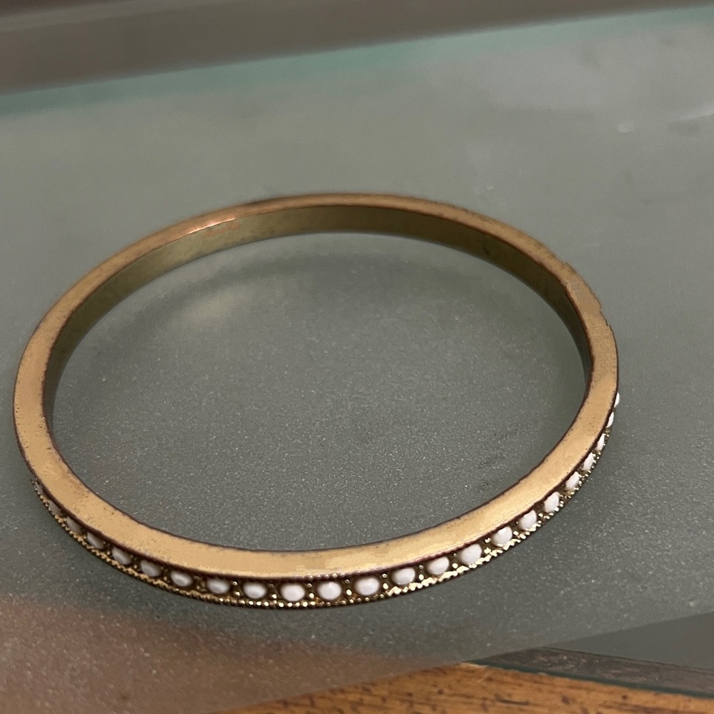 Elegant Gold and White Bangle Bracelet
